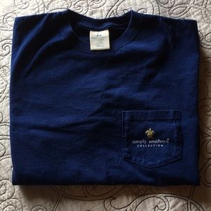 Simply Southern navy blue T-shirt!